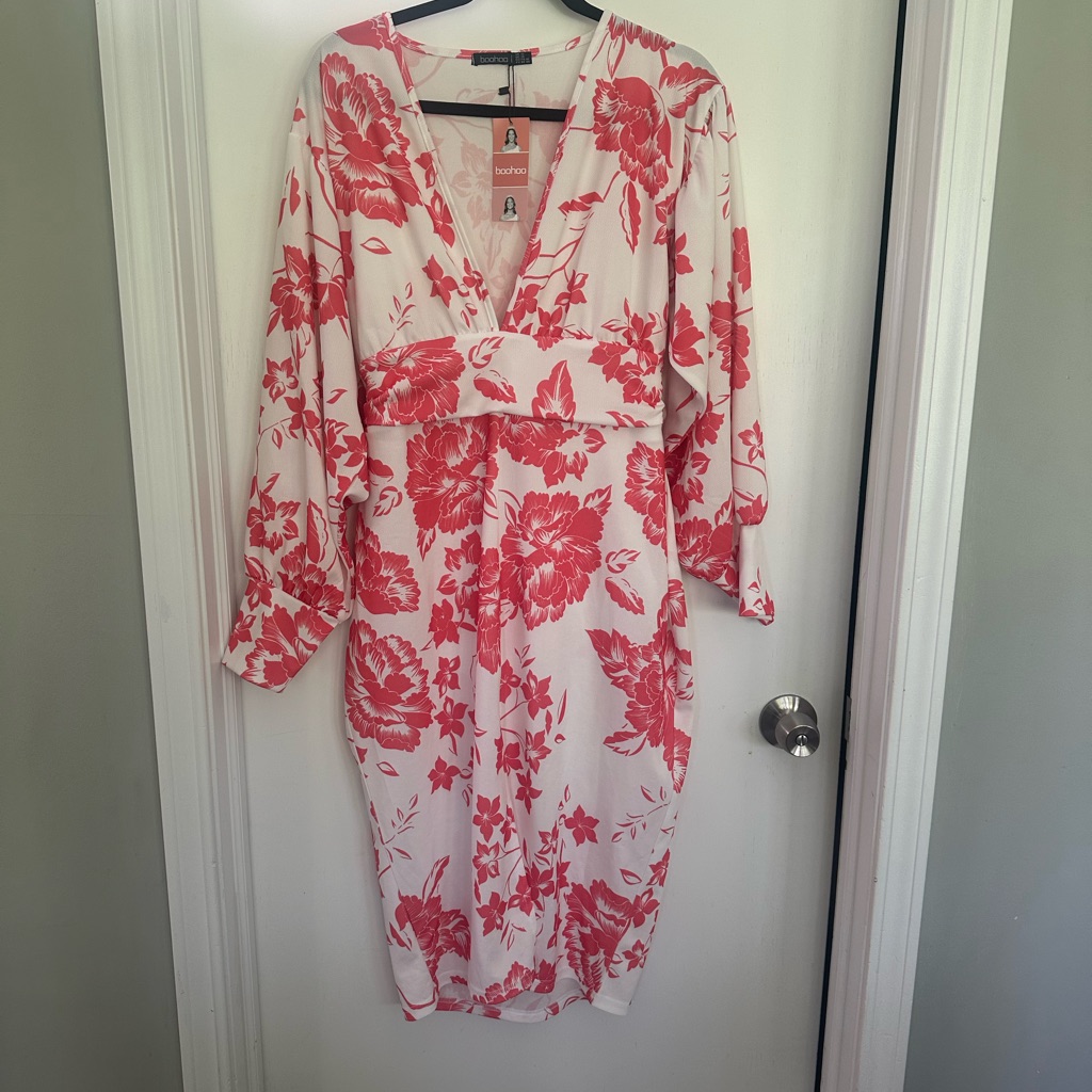 Boohoo White And Coral Floral Wrap Dress